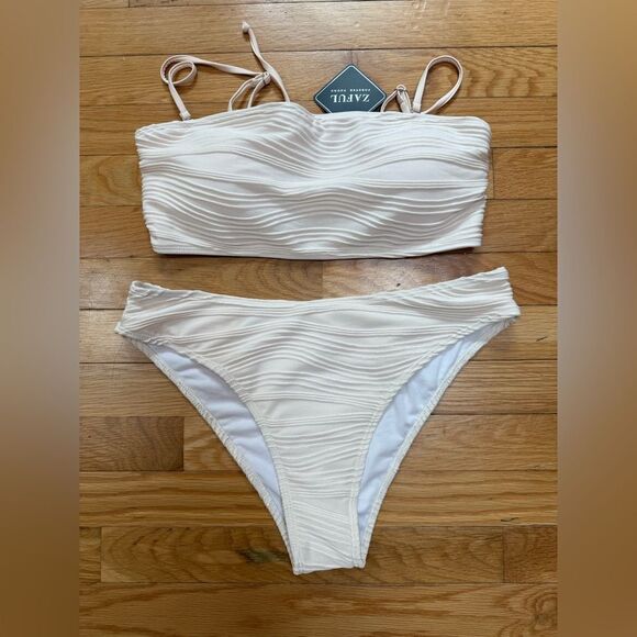 ZAFUL Women Strapless Textured Bandeau Bikini 2 Piece Cheeky Solid Lace up NWT - Picture 4 of 7